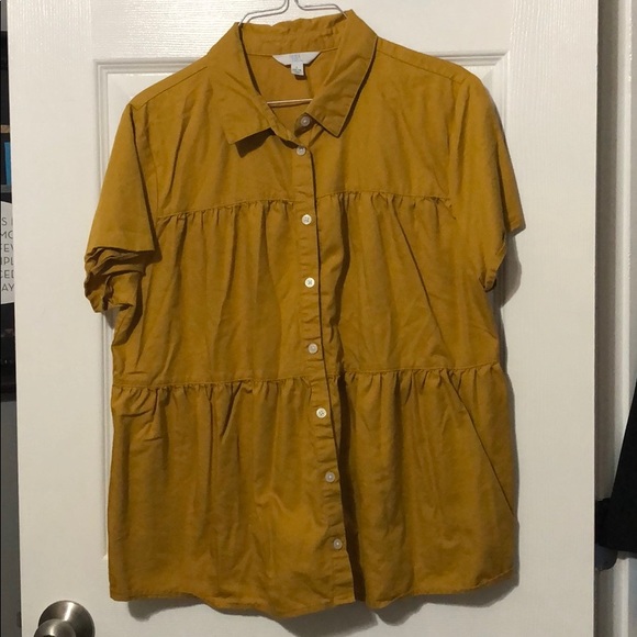 Shirt - Picture 1 of 1